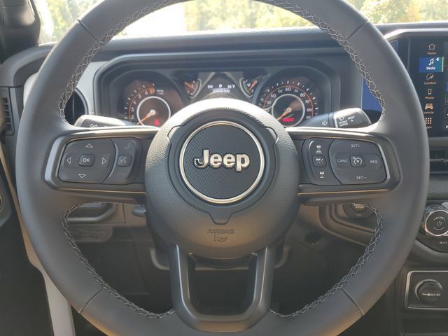 New 2025 Jeep Gladiator Sport AWD/4WD image 22