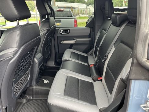 Used 2023 Ford Bronco Black Diamond AWD/4WD image 31