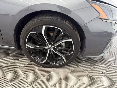 Used 2025 Nissan Altima 2.5 SR FWD image 13