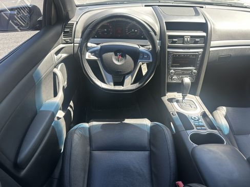 Used 2009 Pontiac G8 GXP RWD image 16