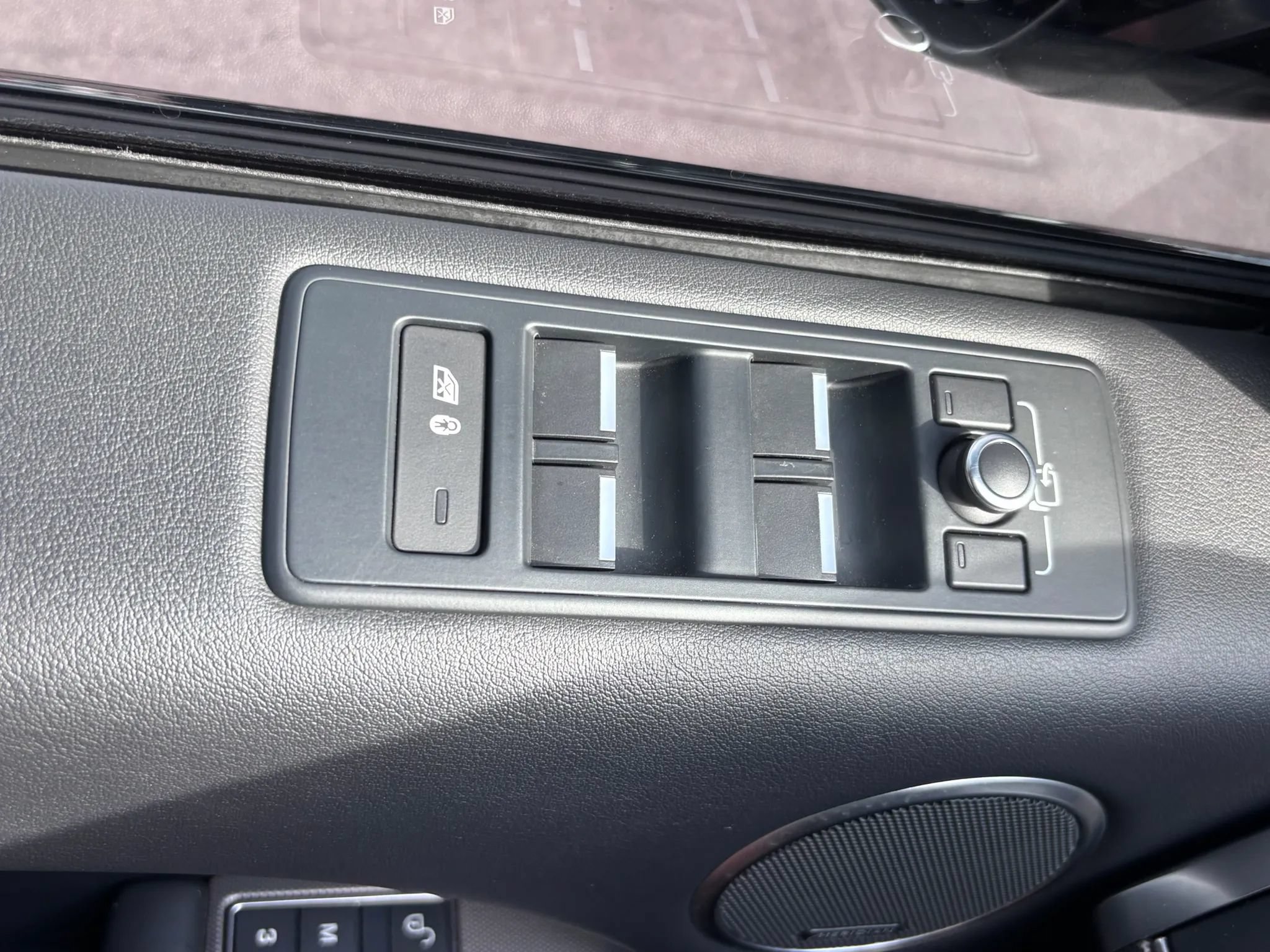 Used 2016 Land Rover Range Rover Sport HST AWD/4WD image 12