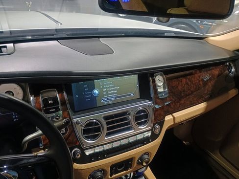 Used 2013 Rolls-Royce Ghost image 30