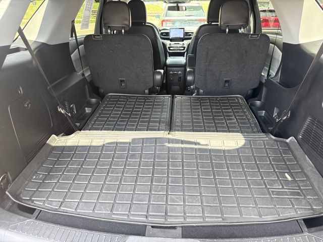 Certified 2023 Ford Explorer XLT w/ Equipment Group 202A AWD/4WD image 47