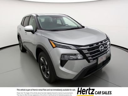 Used 2025 Nissan Rogue SV