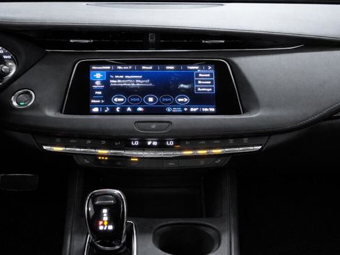 Used 2022 Cadillac XT4 Sport w/ Comfort Package AWD/4WD image 16