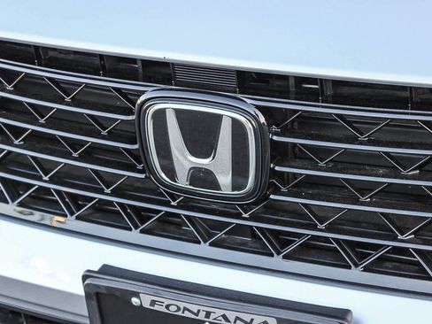 Certified 2025 Honda Accord Touring image 11