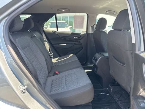 Used 2024 Chevrolet Equinox LT w/ LPO, Floor Liner Package FWD image 23