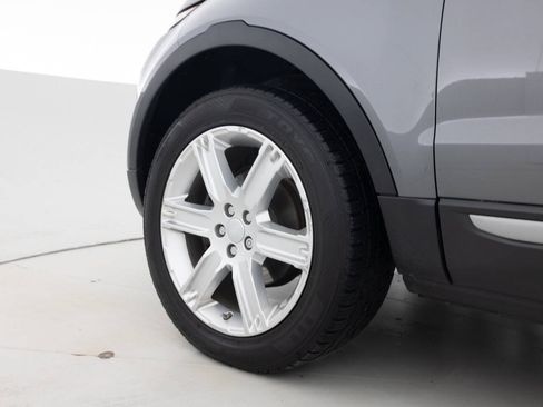 Used 2015 Land Rover Range Rover Evoque Pure Premium AWD/4WD image 17
