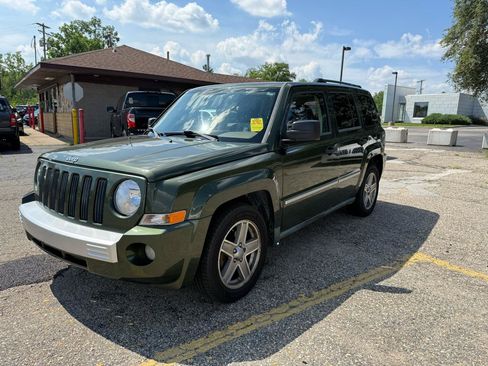Used 2008 Jeep Patriot Limited AWD/4WD image 1