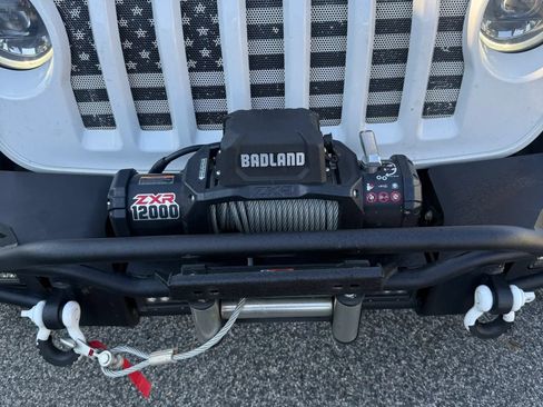Used 2023 Jeep Wrangler Unlimited Sport AWD/4WD image 12