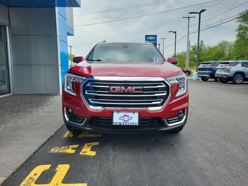 Used 2023 GMC Terrain SLT AWD/4WD image 8