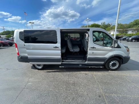 Used 2015 Ford Transit 350 XL RWD image 18