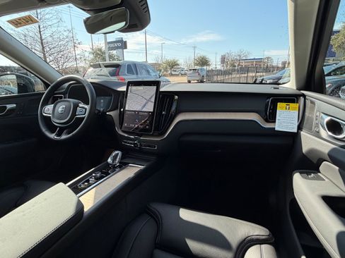 New 2026 Volvo XC60 B5 Ultra image 10