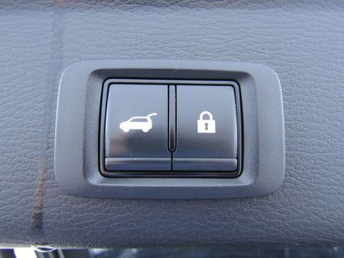 Used 2024 Mitsubishi Outlander SEL AWD/4WD image 36
