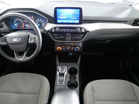 Used 2022 Ford Escape SE FWD image 10