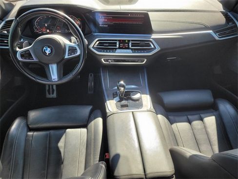 Used 2022 BMW X5 sDrive40i w/ M Sport Package image 11