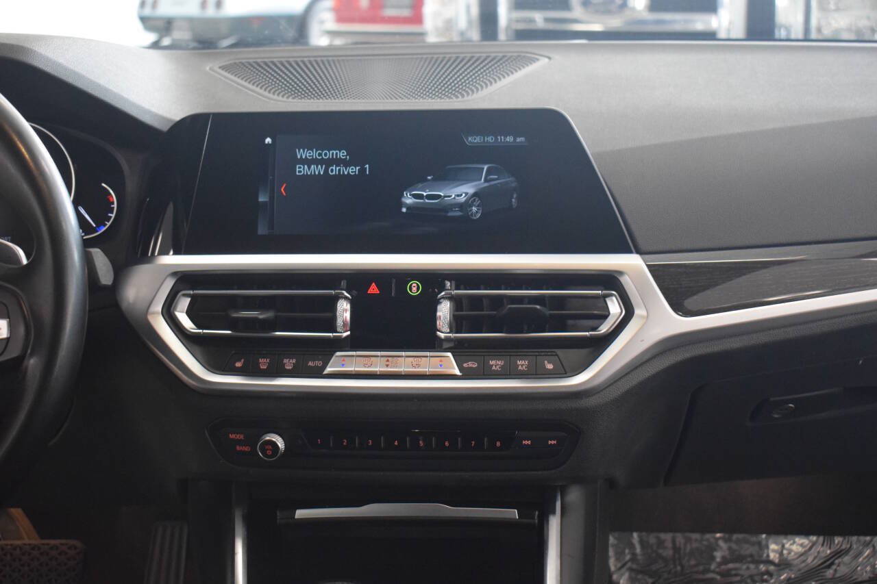 Used 2019 BMW 330i Sedan w/ Driving Assistance Package RWD image 26