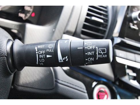 Used 2025 Honda Odyssey Touring image 17
