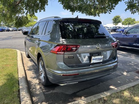 Used 2020 Volkswagen Tiguan SEL FWD image 15