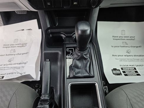 Certified 2022 Toyota Tacoma SR image 28