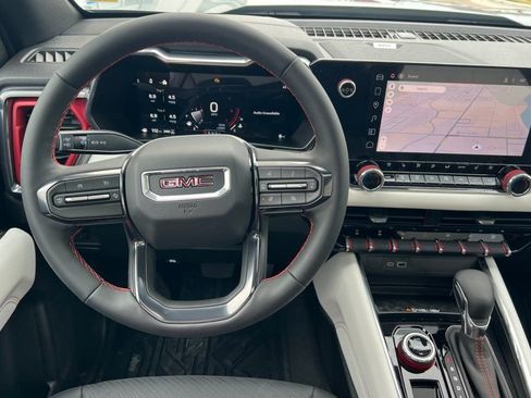 New 2026 GMC Canyon AT4X w/ AT4X AEV Edition AWD/4WD image 11