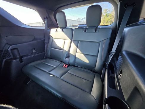 Used 2022 Ford Explorer Timberline image 11