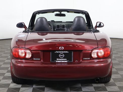 Used 2003 MAZDA MX-5 Miata image 7