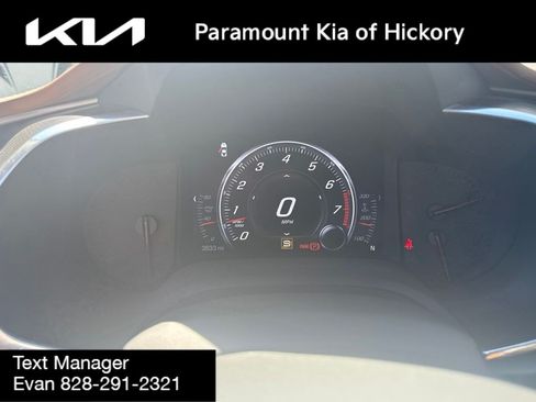Used 2015 Chevrolet Corvette Z06 w/ 3LZ Preferred Equipment Group RWD image 7