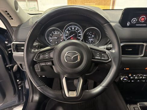 Used 2017 MAZDA CX-5 Touring w/ Preferred Equipment Package image 11