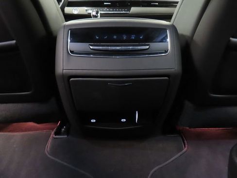 Certified 2024 Cadillac Escalade Sport AWD/4WD image 31