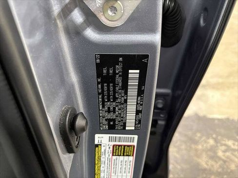 Certified 2022 Toyota Highlander XLE image 14