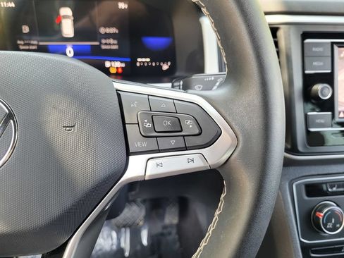 Used 2023 Volkswagen Atlas Cross Sport SE FWD image 23