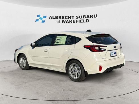 New 2025 Subaru Impreza 2.0i image 3