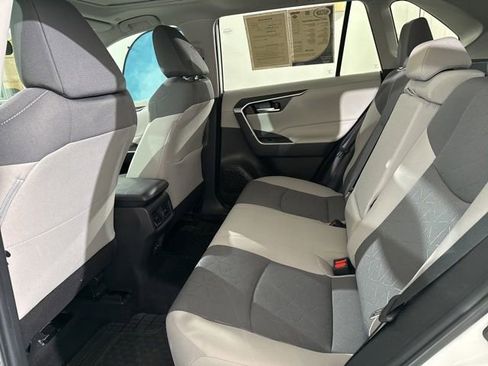 Used 2023 Toyota RAV4 XLE w/ Convenience Package FWD image 20