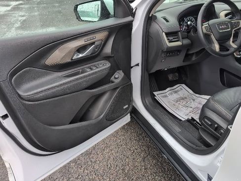 Used 2023 GMC Terrain Denali w/ LPO, Floor Liner Package image 9