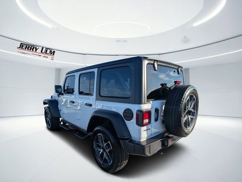 Used 2025 Jeep Wrangler Unlimited Sport S 4xe image 4