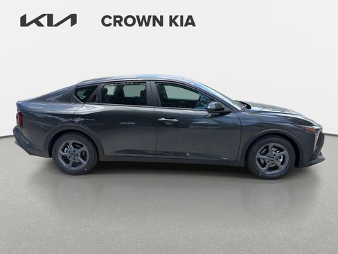 New 2026 Kia K4 FWD image 4