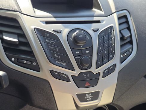 Used 2011 Ford Fiesta SES w/ 301A Rapid Spec Order Code FWD image 4