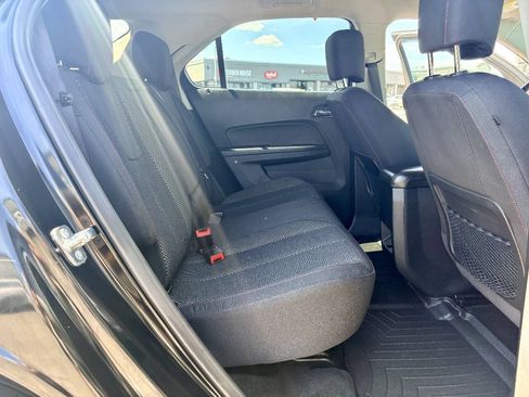 Used 2017 Chevrolet Equinox LT w/ Convenience Package FWD image 27