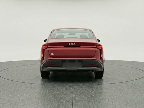 Used 2025 Kia K4 LXS image 7