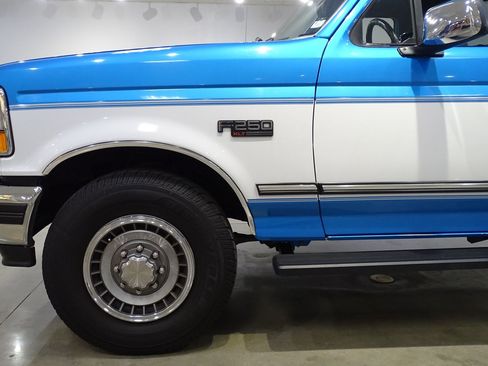 Used 1994 Ford F250 2WD Regular Cab image 29