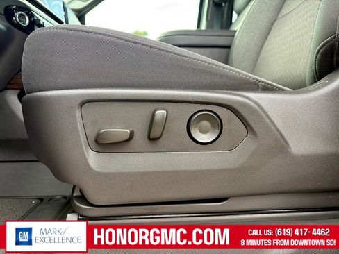 Used 2025 GMC Sierra 1500 Elevation w/ Preferred Package image 14