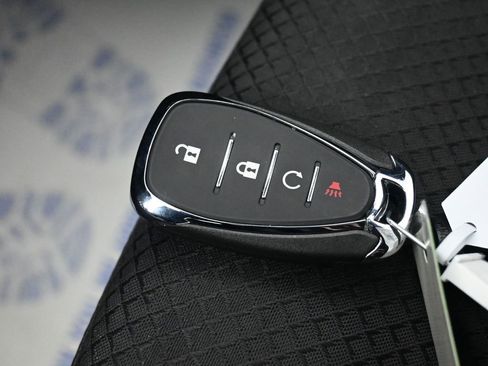 Used 2023 Chevrolet TrailBlazer RS w/ Convenience Package image 29