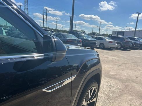 New 2026 Volkswagen Atlas SEL Premium R-Line AWD/4WD image 32