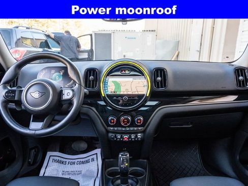 Used 2022 MINI Cooper Countryman S w/ Premium Package image 17
