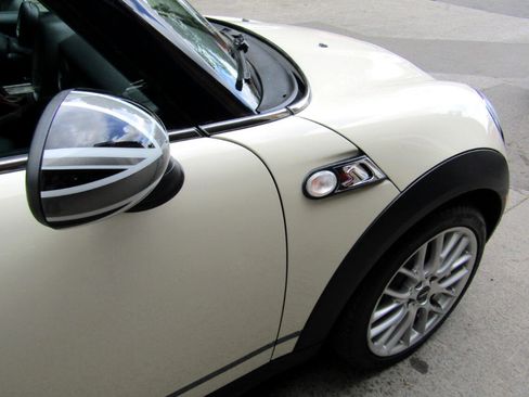 Used 2010 MINI Cooper Clubman S image 27