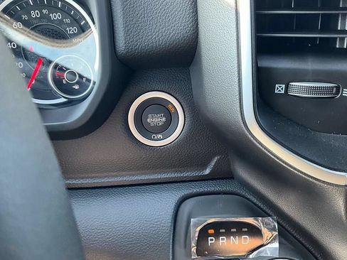 New 2026 RAM 1500 Big Horn AWD/4WD image 18