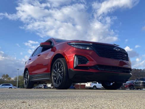 Used 2024 Chevrolet Equinox RS image 36