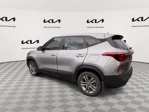 Used 2021 Kia Seltos LX AWD/4WD image 7