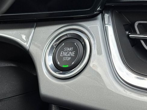 New 2026 Chevrolet Trax LT w/ Midnight Edition image 22